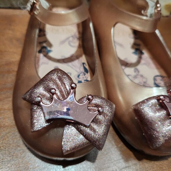 Mini Melissa Dora Disney Princess Mary Jane in Rose Gold size 10 - Picture 3 of 7